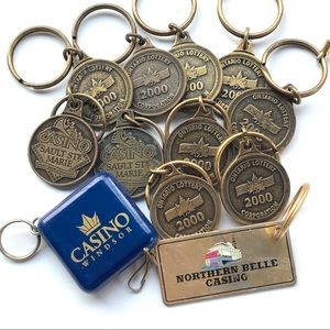 ONTARIO LOTTERY 2000🎄Vintage Keychains🎄Ornaments